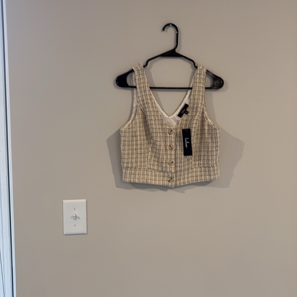 Lulus Posh Perception Ivory And Black Plaid Tweed Cropped Button Top White - Picture 2 of 4